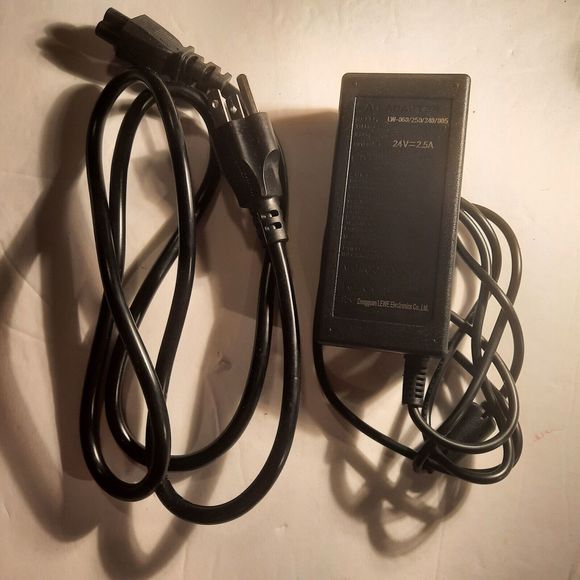 LAPTOP AC ADAPTER MODEL: LW-060/250/240/005 - Picture 10 of 10